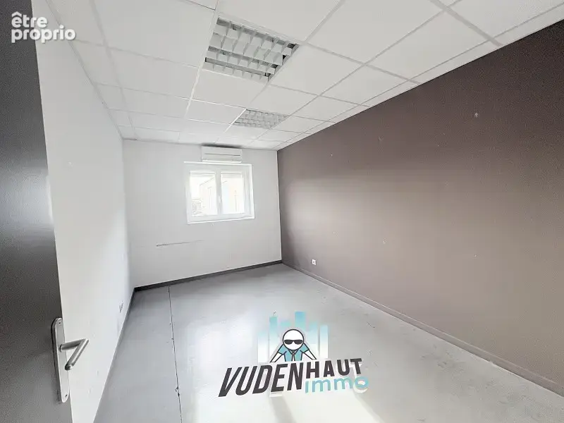Commerce 940 m² à Plaisance-Du-Touch  - photo 63