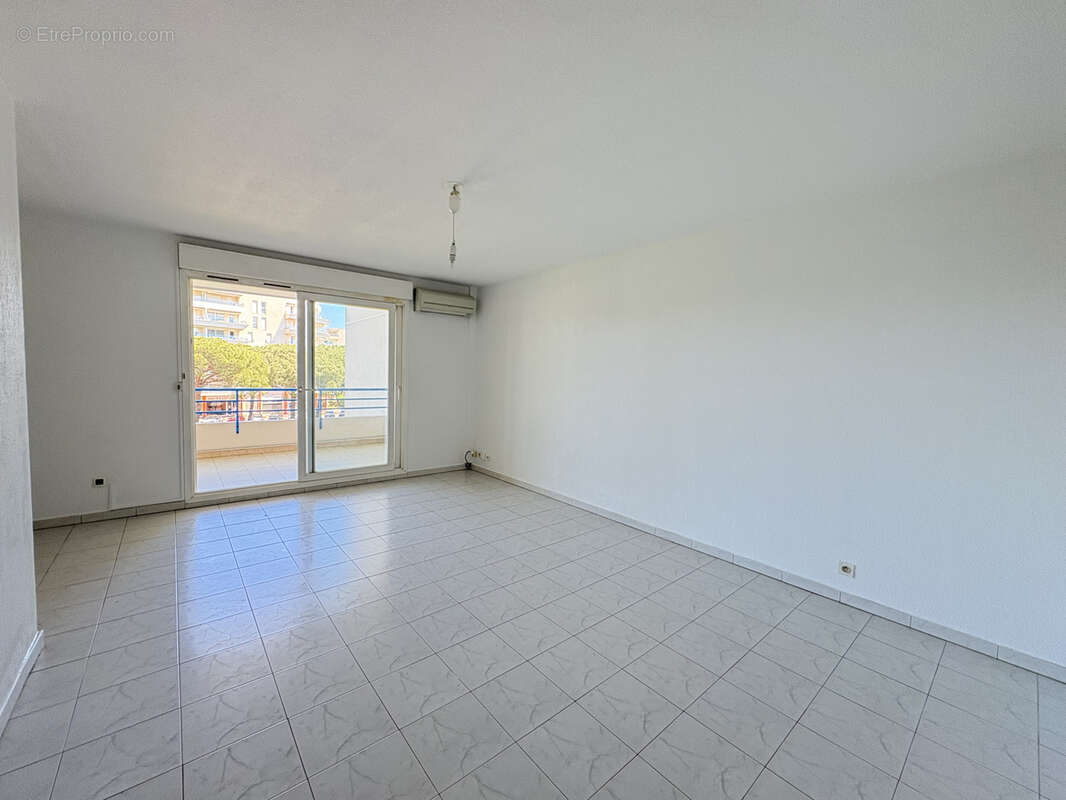 Appartement à FREJUS
