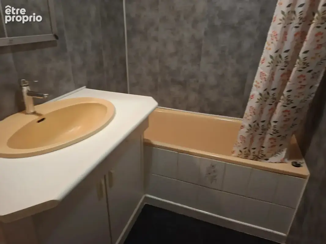 Ref.1342 maison de ville  avec cour dans l'hypercentre - photo 5