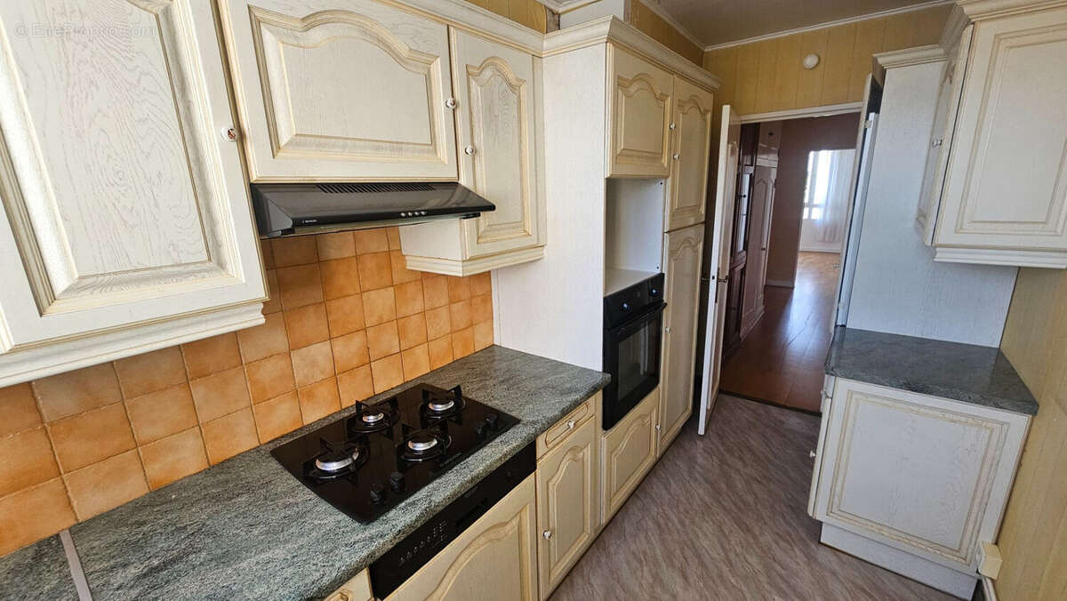 Appartement 3 pièces 59.60m²  JOINVILLE-LE-PONT - photo 8