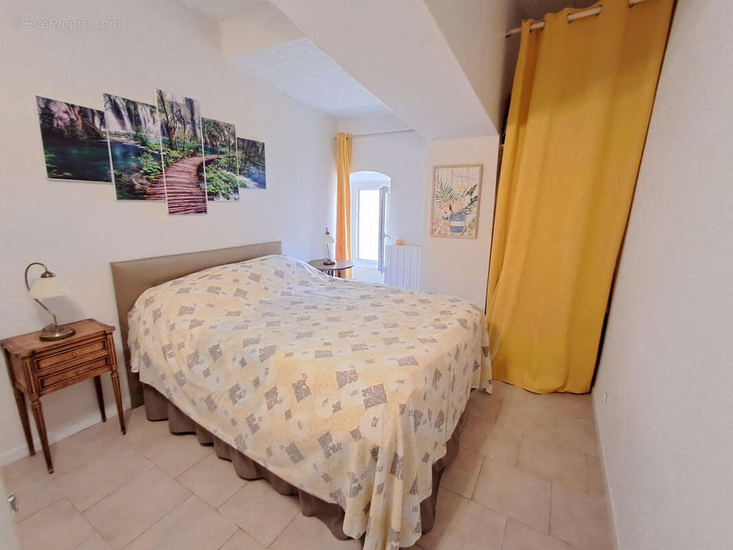 Maison à VILLEVIEILLE