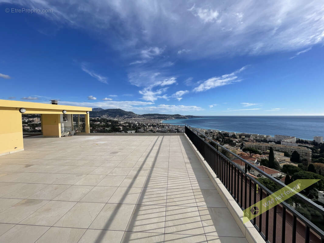 NICE FABRON / ABBAYE DE ROSELAND - Exceptionnel Penthouse 200 m2 hab à rénover + 230 m2 terrasses/solarium, de - photo 13