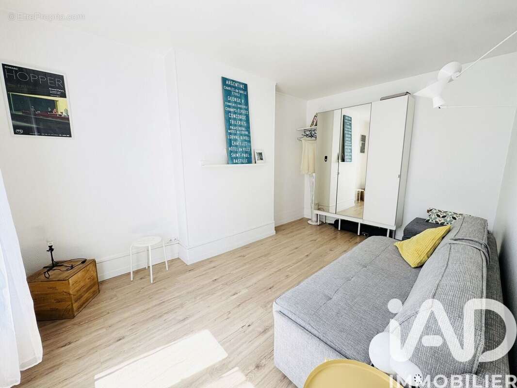 Photo 2 - Appartement à MONTROUGE