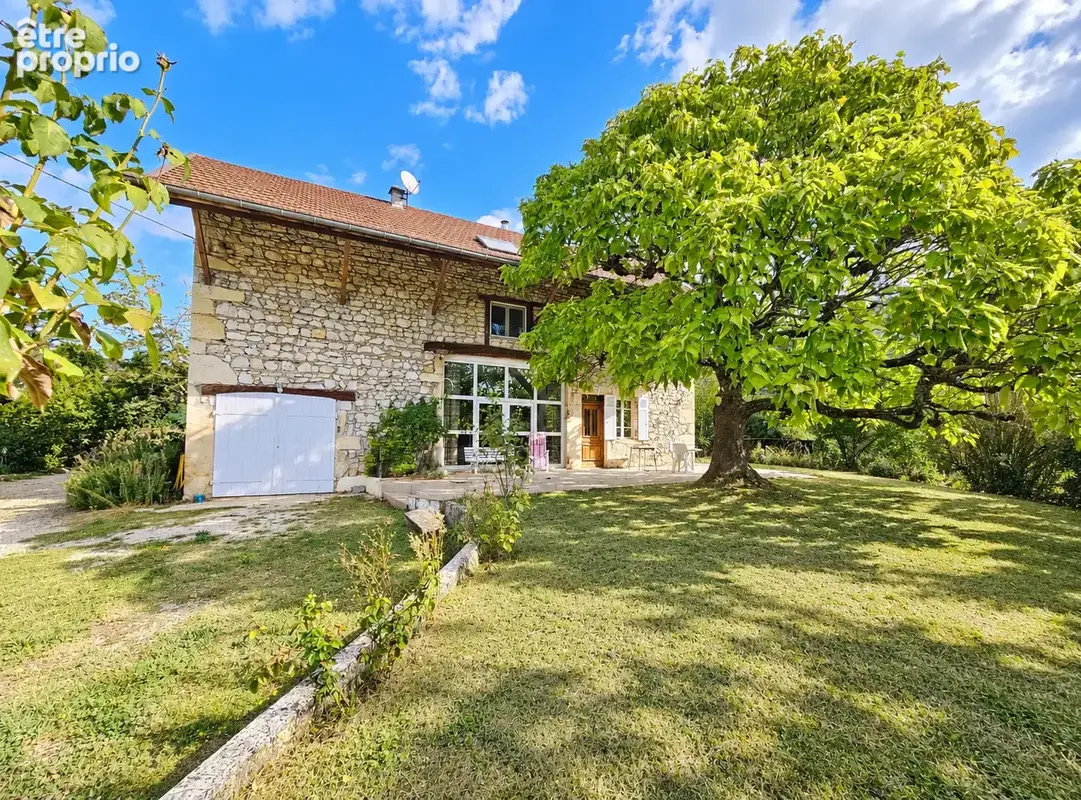 Maison à VIRIGNIN