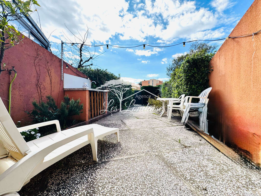 Appartement à LA LONDE-LES-MAURES