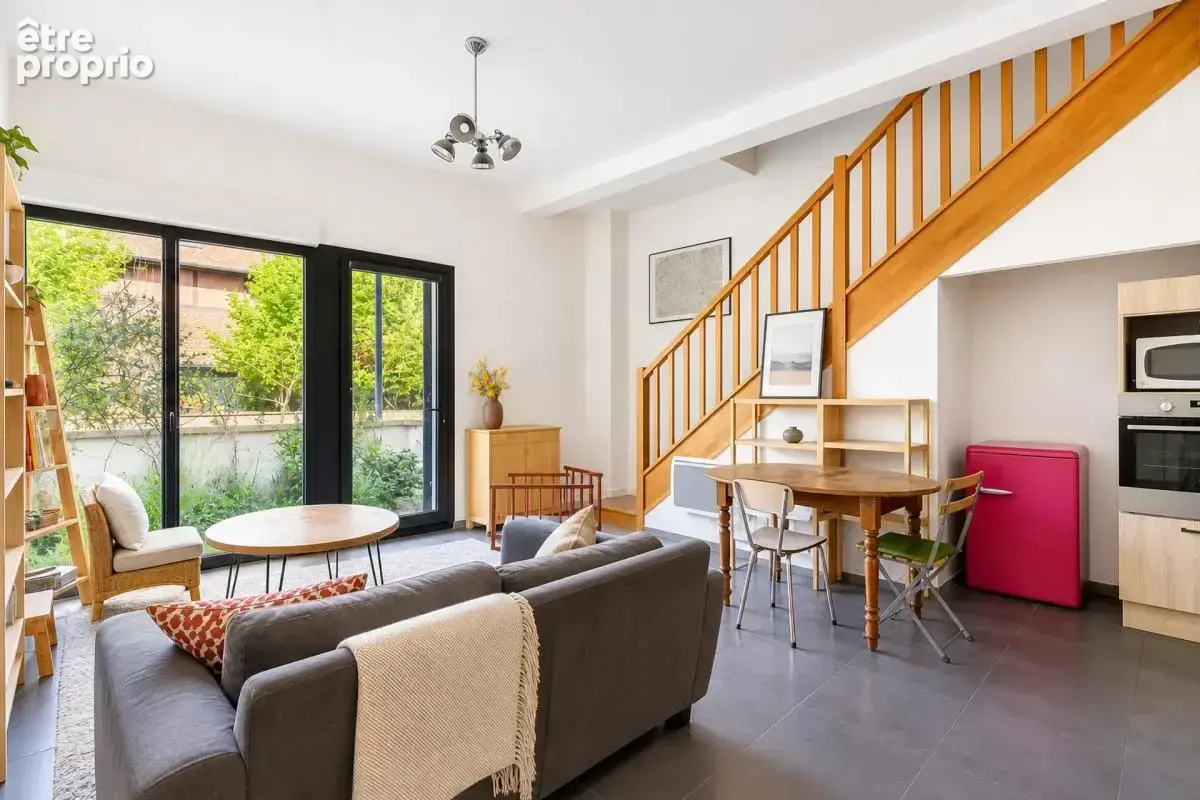Maison de ville de 3 pièces de 80 m2 en vente à Saint-Denis vendue louée - Idéal investisseur - photo 5