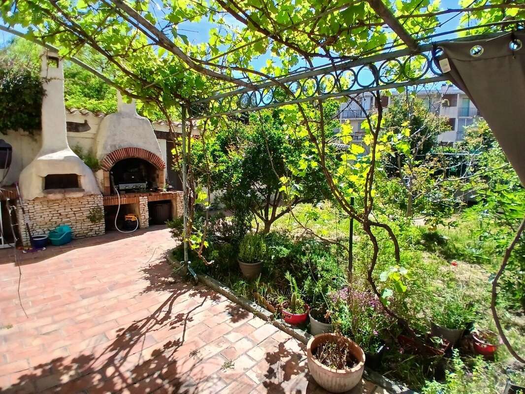 Maison à MARSEILLE-11E