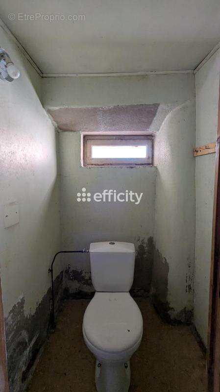 Maison à SAINT-REMY-SUR-DUROLLE