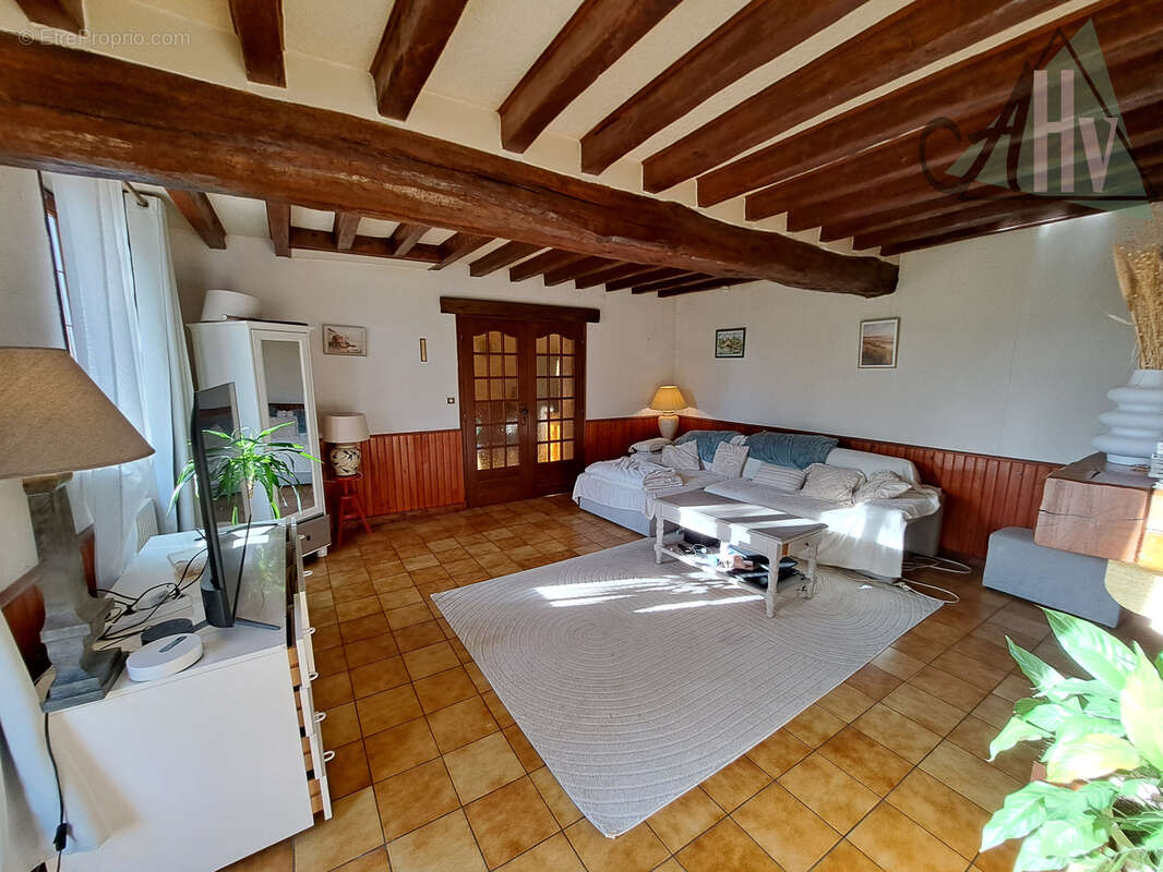Maison à VILLEBOUGIS