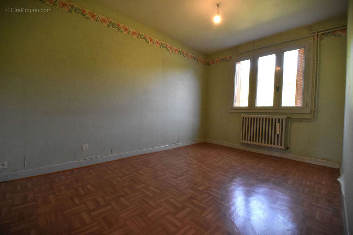 Maison à ARPAJON-SUR-CERE