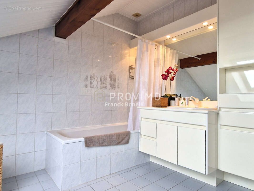 Appartement à ARCHAMPS