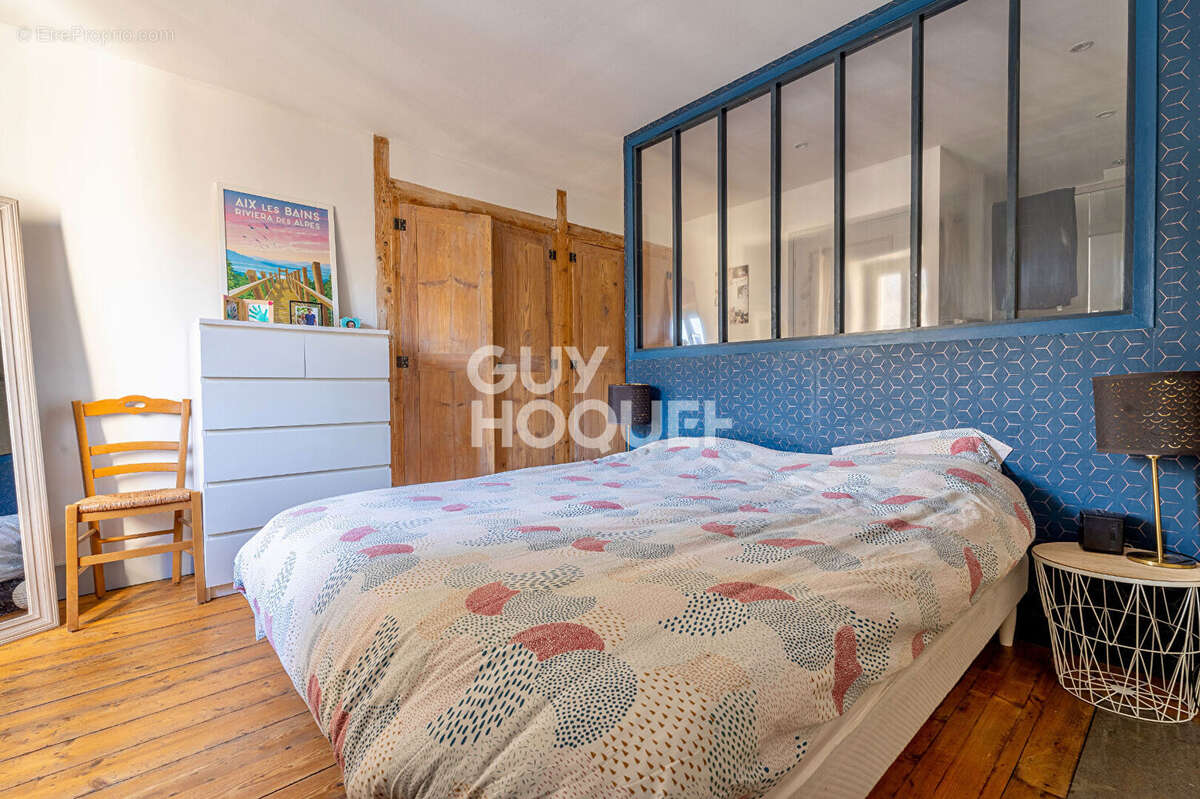 Appartement à AIX-LES-BAINS