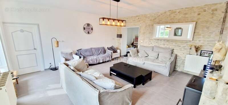 Maison à ECRAMMEVILLE