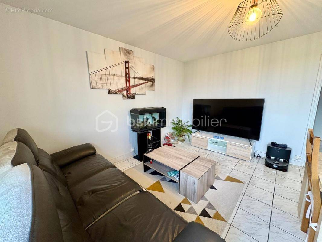 Appartement à NOZAY