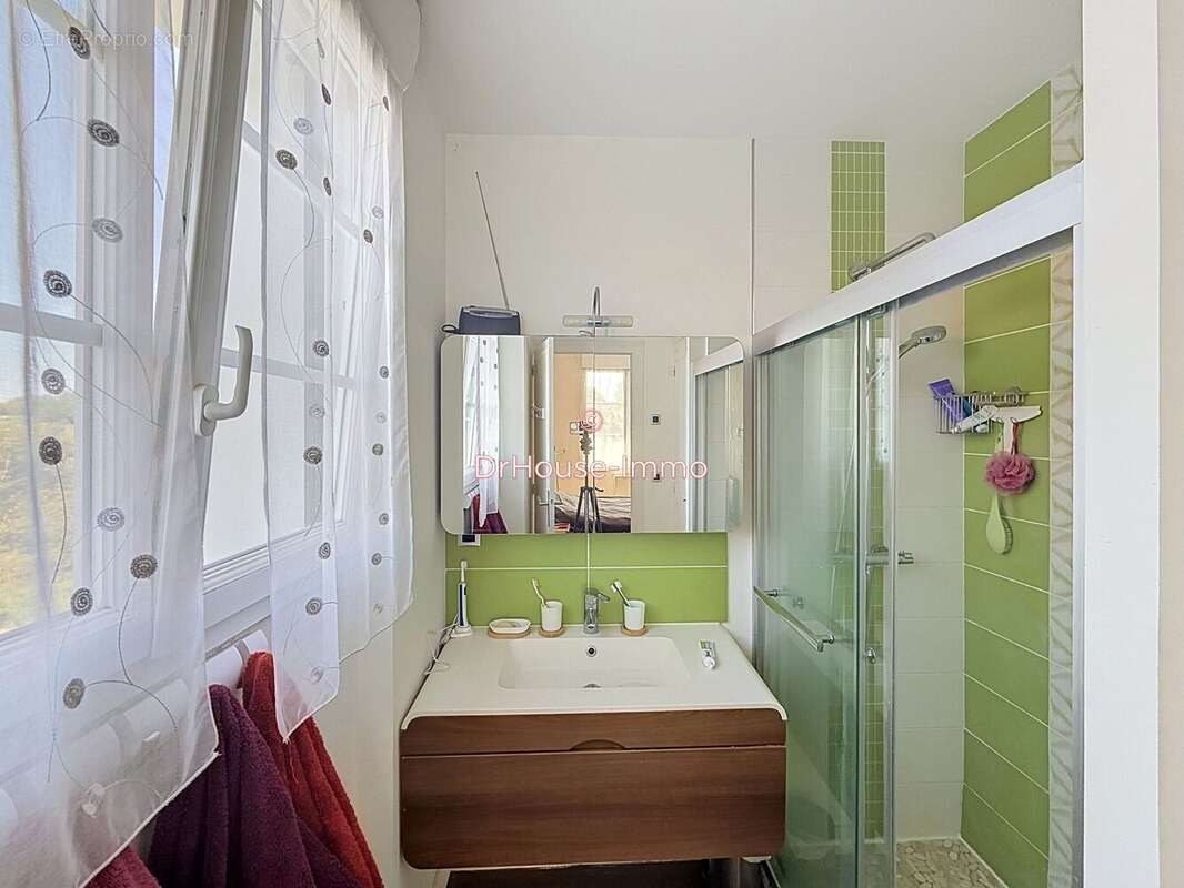 Maison 200 m² à Gond-Pontouvre  - photo 6