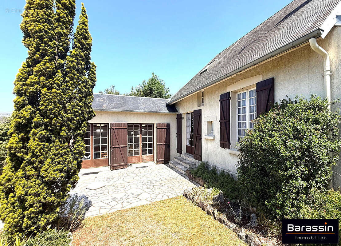 Maison à AGON-COUTAINVILLE