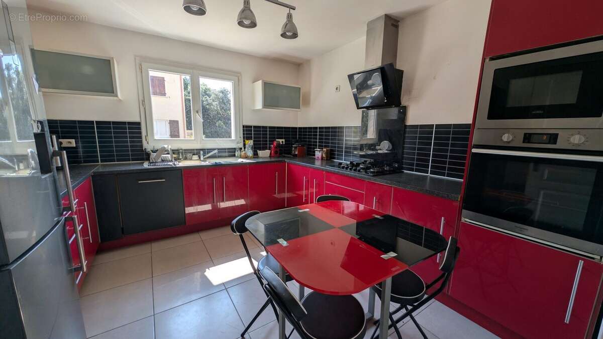 Maison 123 m² à Claret  - photo 4