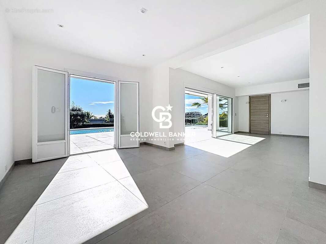 Maison à SAINT-RAPHAEL