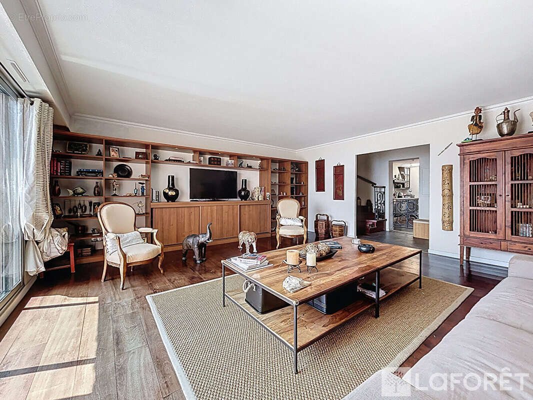 Appartement à BEAUSOLEIL