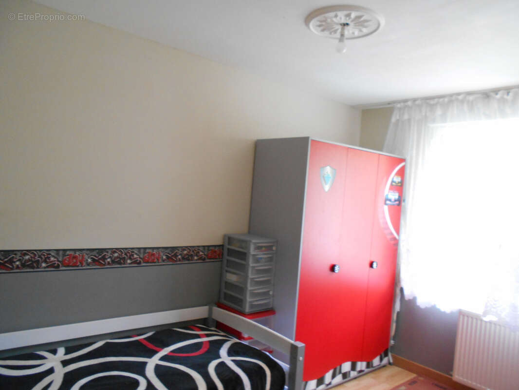 Maison T5/T6 - Vierzon Nord - photo 9