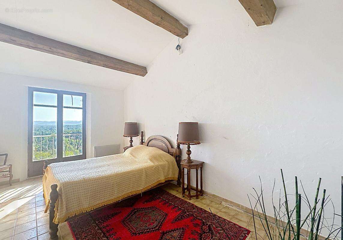 Villa  les mayons -  t4 de 117m² piscine avec vue exceptionnelle - photo 4