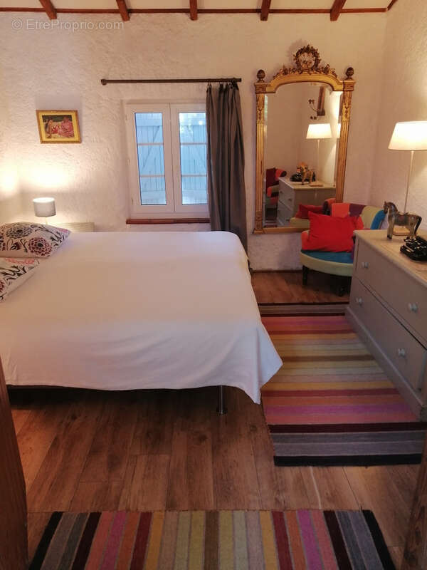Gruissan, à 3kms des plages, maison de caractère rénovée avec 5 chambres, sur un parc de 2,5 hectares, avec pi - photo 9