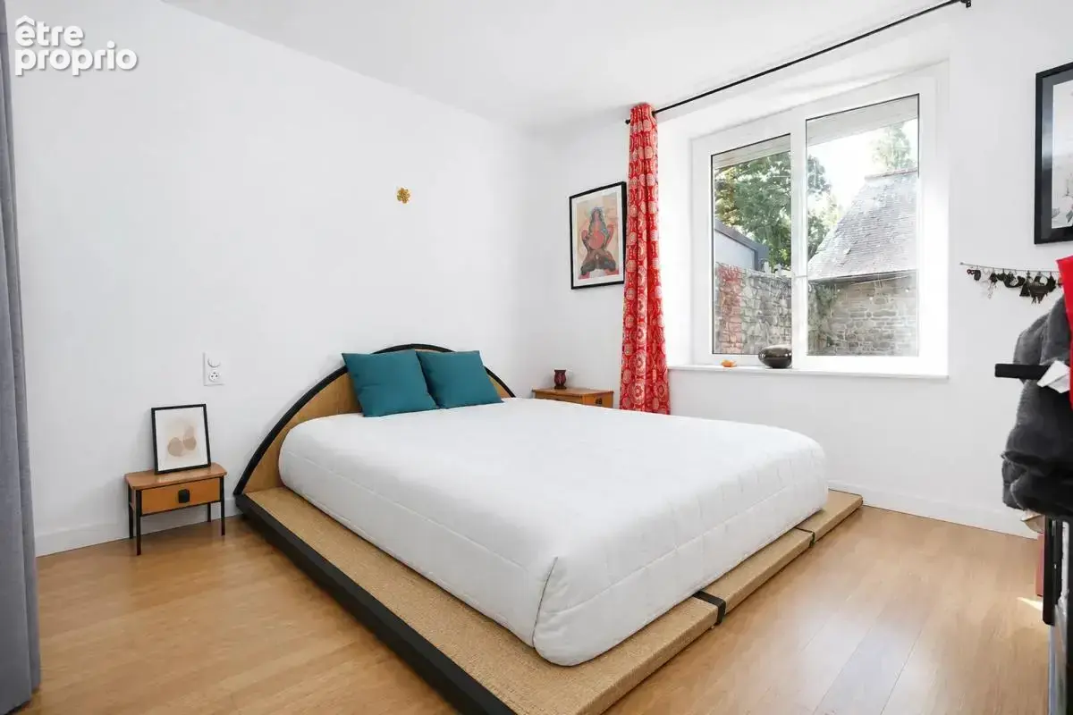 Maison de 9 pièces de 183 m² à Saint-Aubin-du-Cormier - photo 8