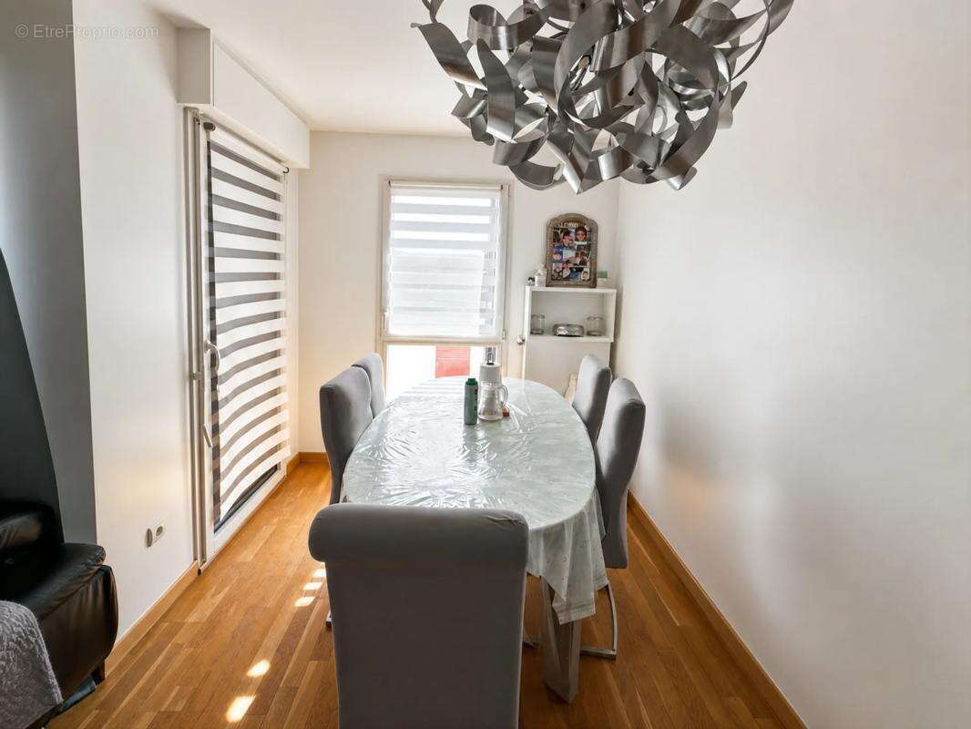 Appartement à COLOMBES