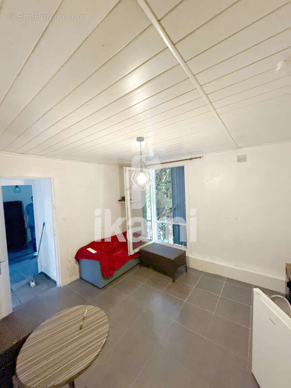 Appartement à CHATEAUNEUF-GRASSE