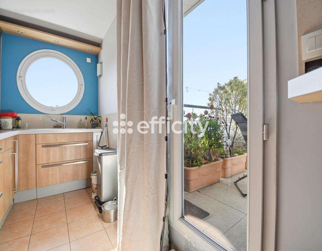 Appartement à BOIS-COLOMBES