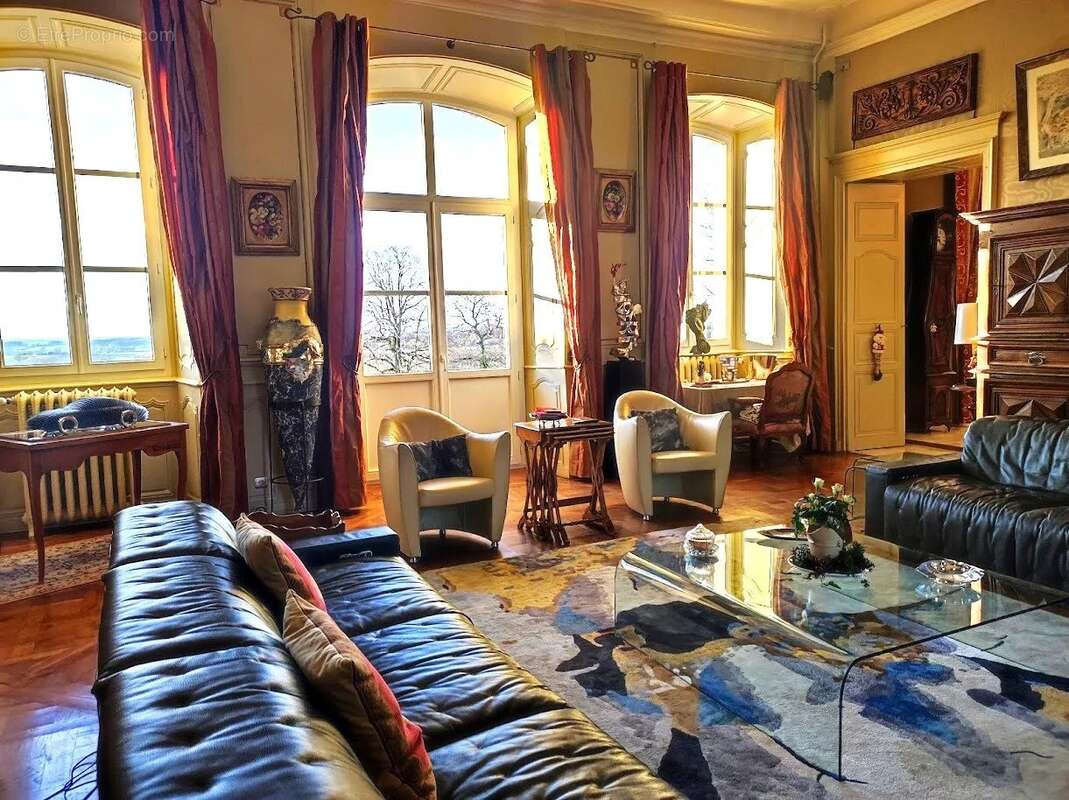 Maison à BOURG-EN-BRESSE