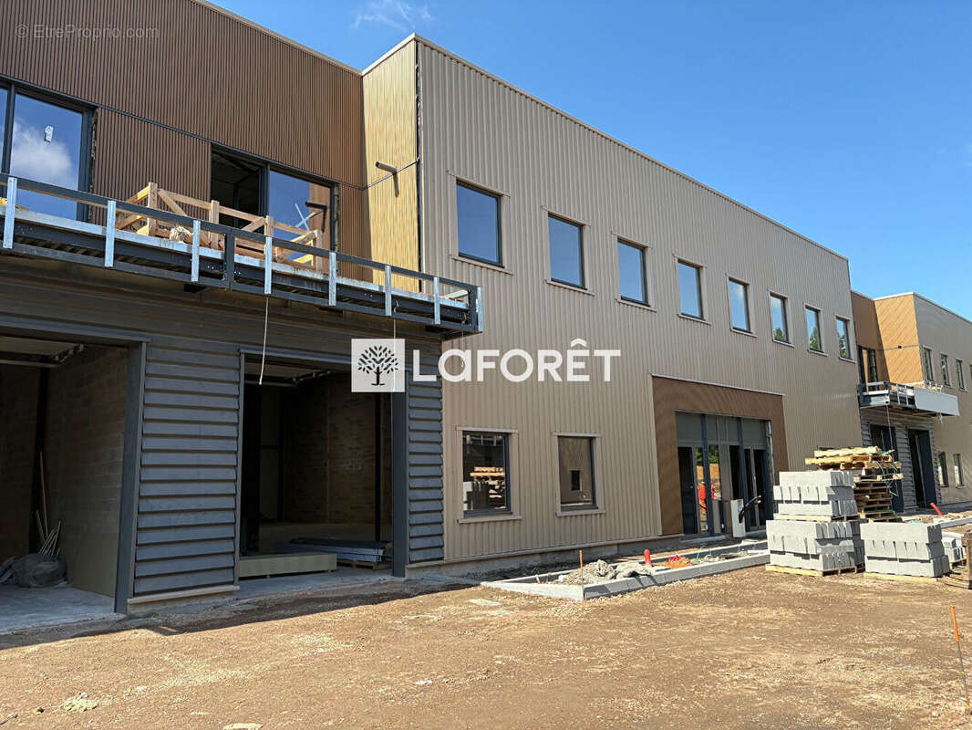 Vente local d'activite oissel - photo 3