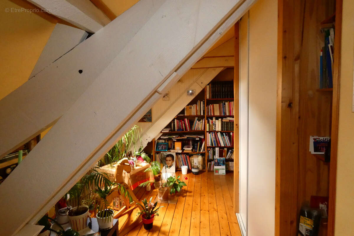 Maison à MONTLUCON