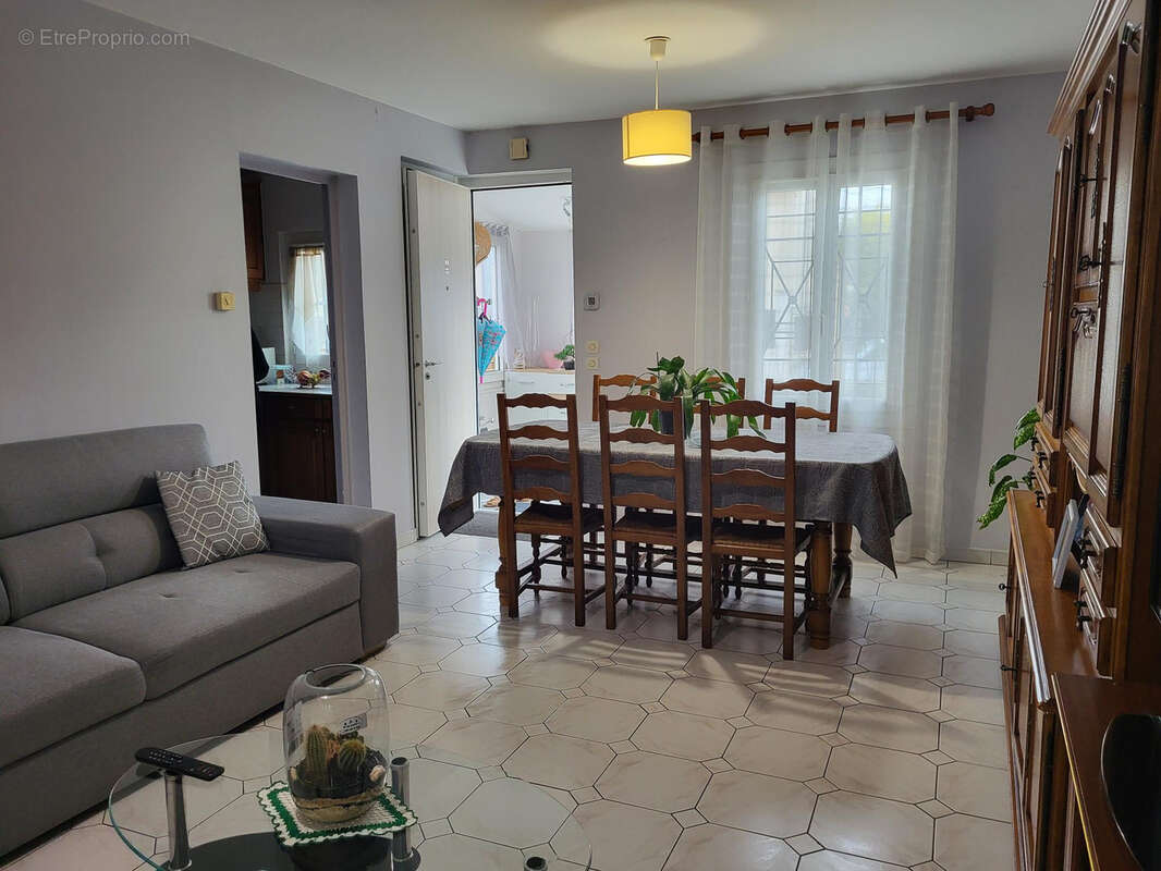 Maison à SAINT-DENIS