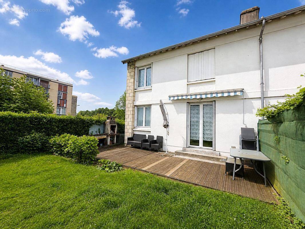 Maison à BEAUVAIS