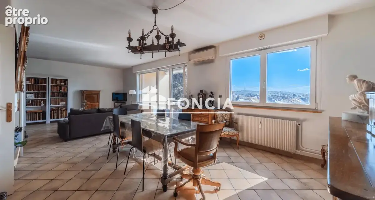 Superbe F5 de 121 m² dernier étage, traversant, 2 salle de bains et trois chambres, balcon sud-ouest et garage - photo 4