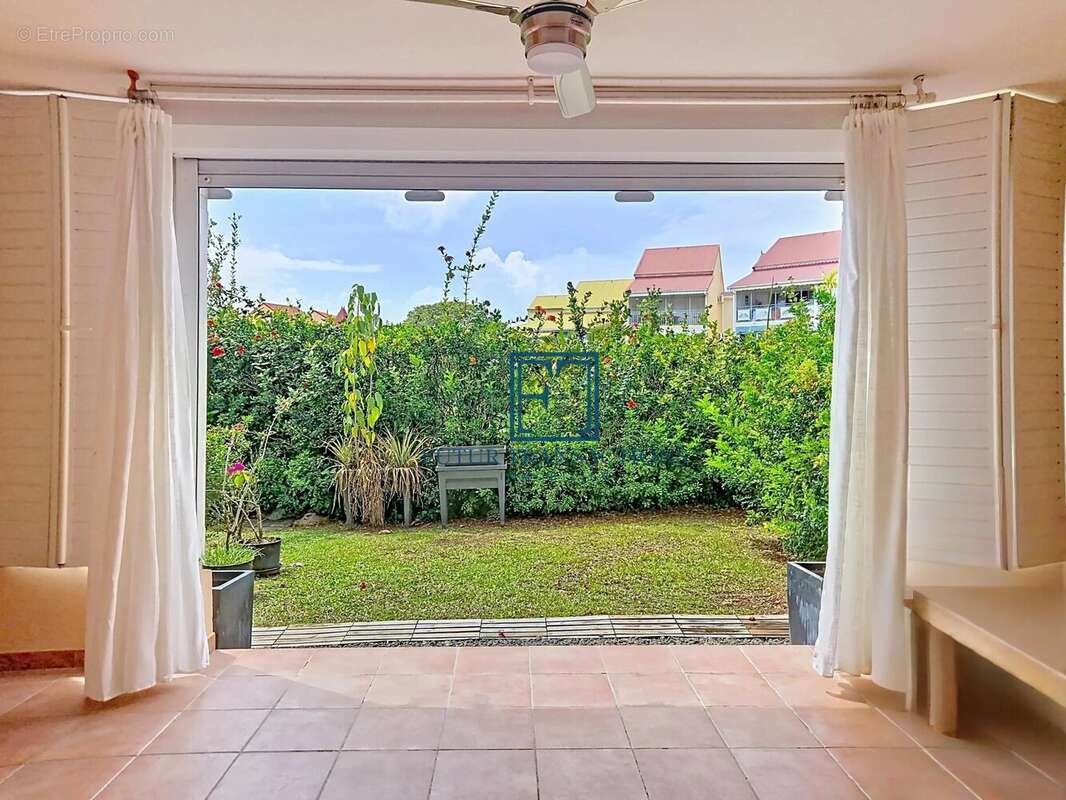 Appartement à LE GOSIER