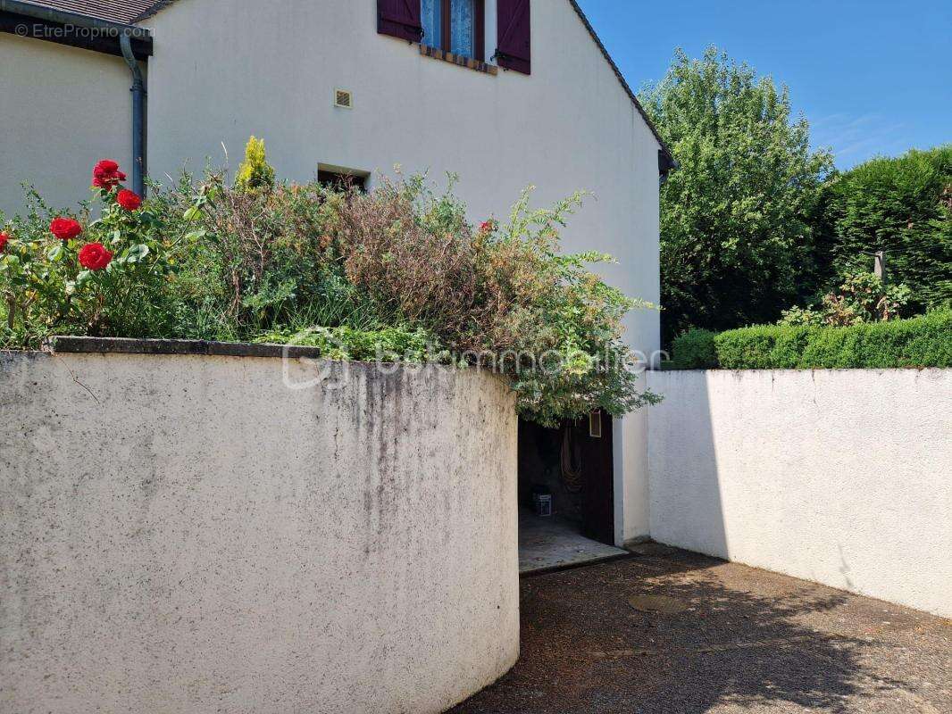 Maison à ORGERUS