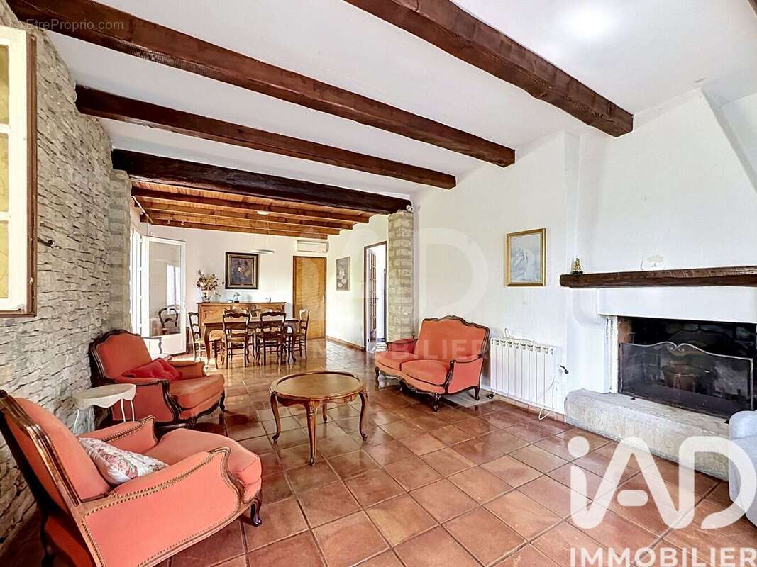 Photo 5 - Maison à SAUMANE-DE-VAUCLUSE
