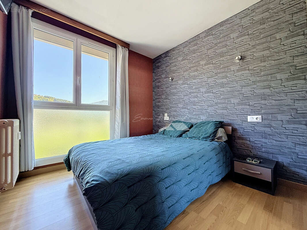 Résidence du Stade // Appartement type 4 // Quatrième étage avec balcon - photo 7