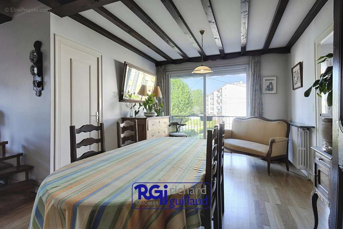 Maison à BOURGOIN-JALLIEU