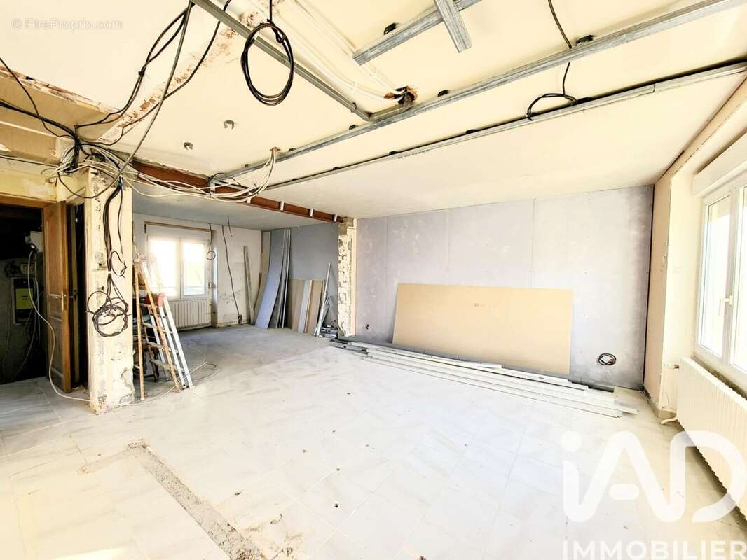 Photo 9 - Maison à MERCY-LE-BAS