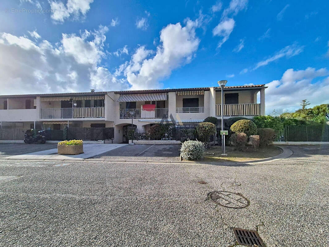Appartement à SAINT-CYR-SUR-MER