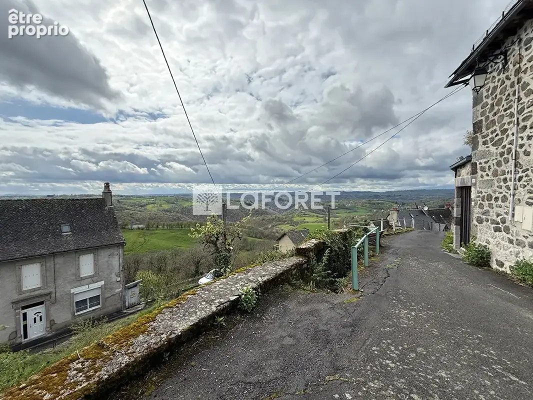 Maison de bourg rénovée - photo 5
