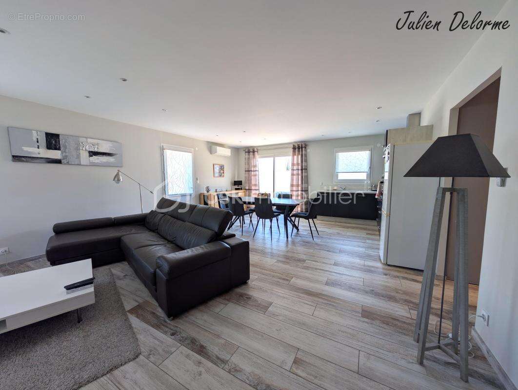 Maison à PIERRELATTE