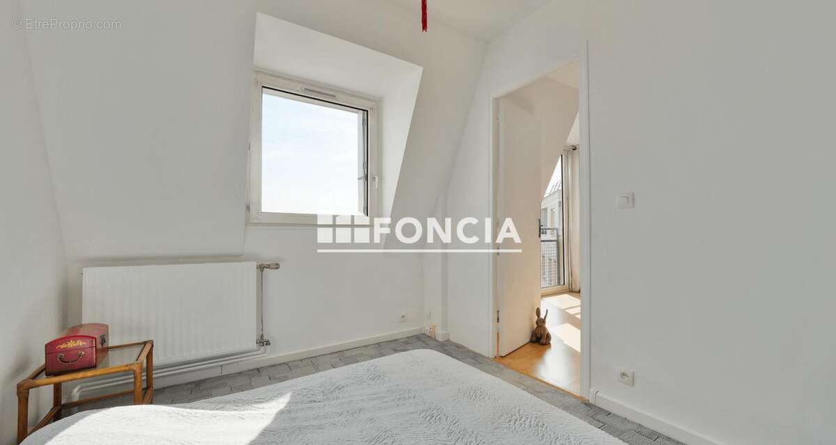 Appartement à LE PLESSIS-ROBINSON