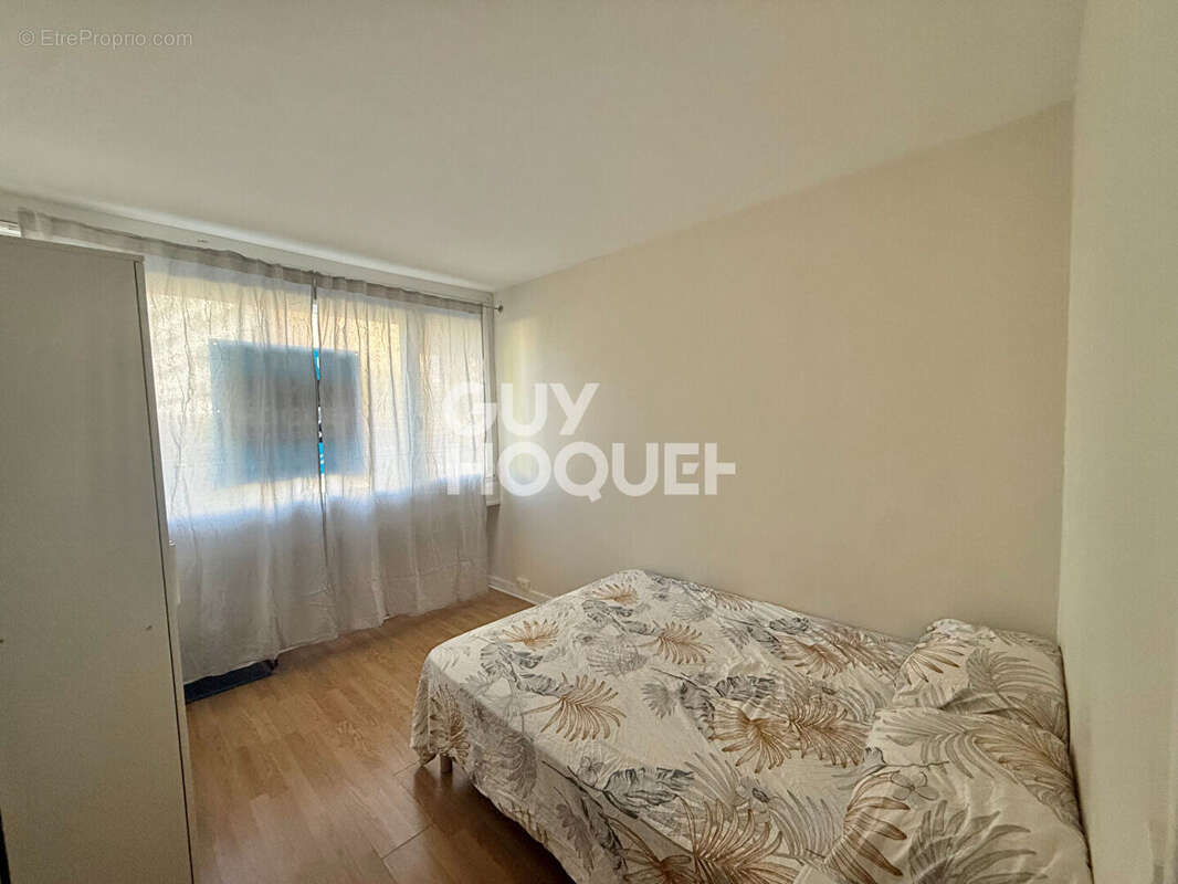 Appartement à L'HAY-LES-ROSES