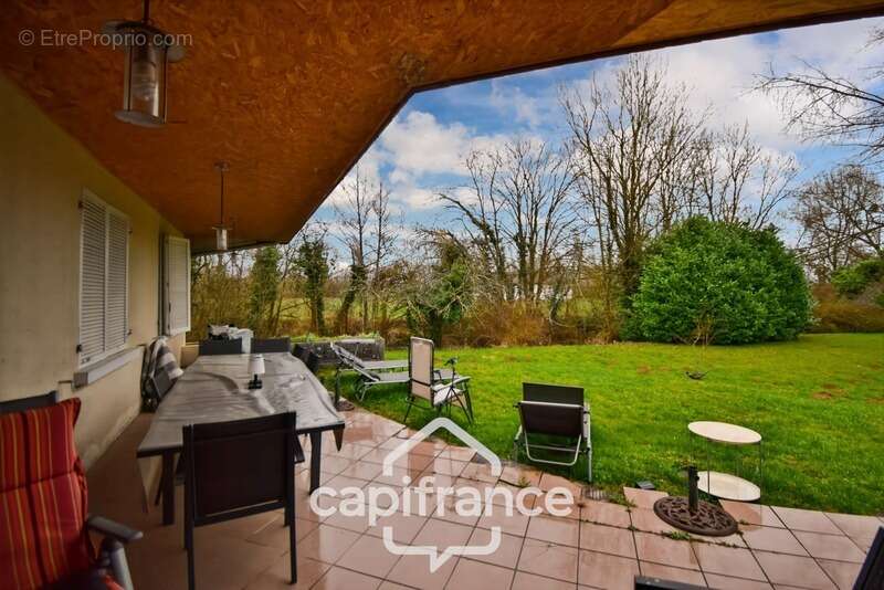 Maison à BLETTERANS