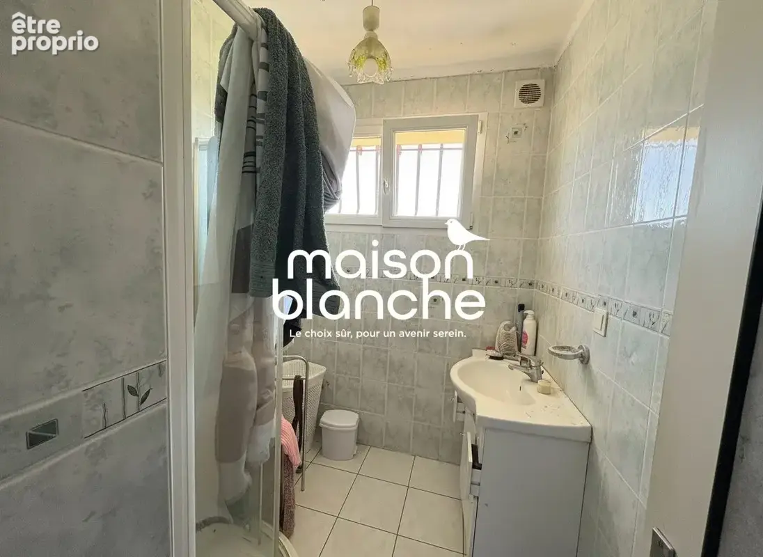Maison 4 pièces 71 m² à vendre à Les Eglisottes-Et-Chalaures (33230) - photo 7