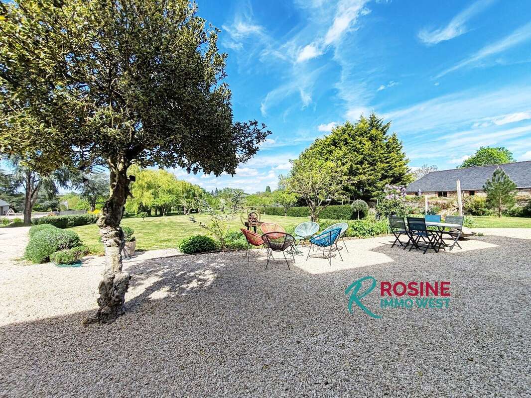 Maison 401 m² à Saint-Melaine-Sur-Aubance  - photo 5